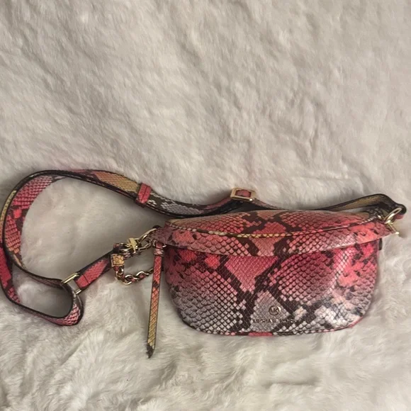 Michael Kors Pink & Black Snakeskin Crossbody Belt Bag - Picture 1 of 4